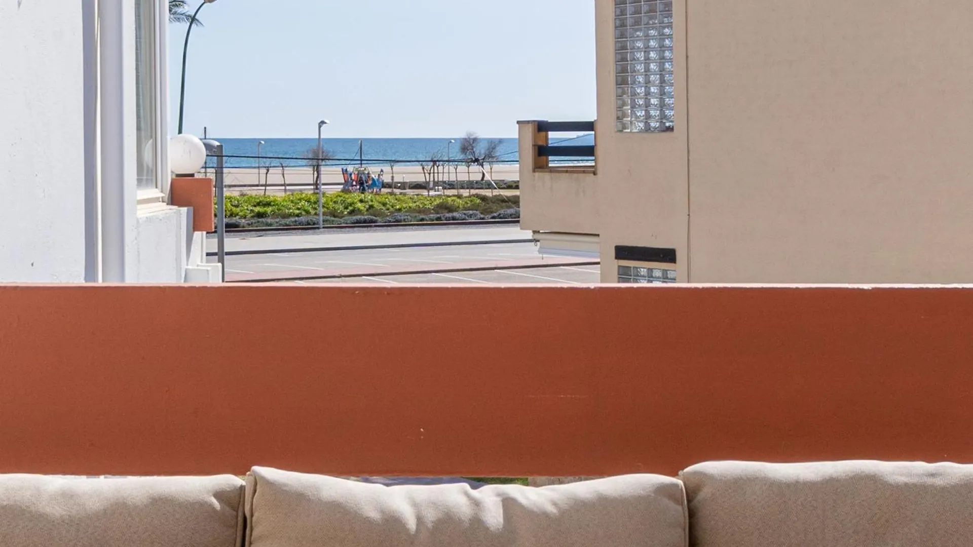 Apartment 1012 Apartamento Cerca De La Playa By Homeselectspain Empuriabrava